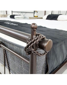 Μεταλλικό κρεβάτι Queen μαζί με στρώμα Serenity 27εκ 160x200, τάβλες και δωρο μαξιλάρια